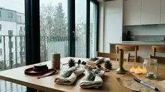 Fünf schnelle Ideen, die deine Weihnachtstafel 2025 filmreif wirken lassen